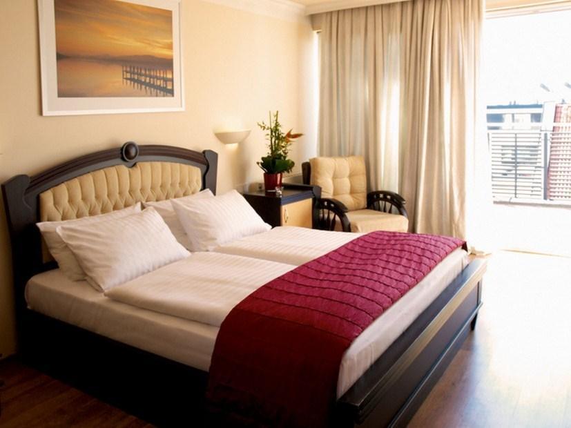 Atlas Hotel 4*