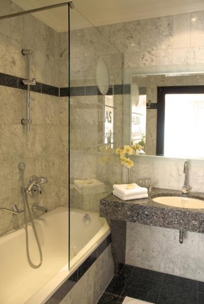 Atlas Hotel 4*