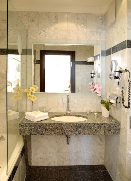 Hotel Atlas 4*